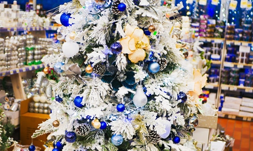 Blue and White | Christmas Tree Color Combinations